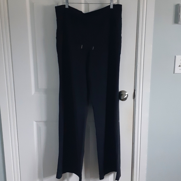 Lululemon pants - Picture 5 of 5